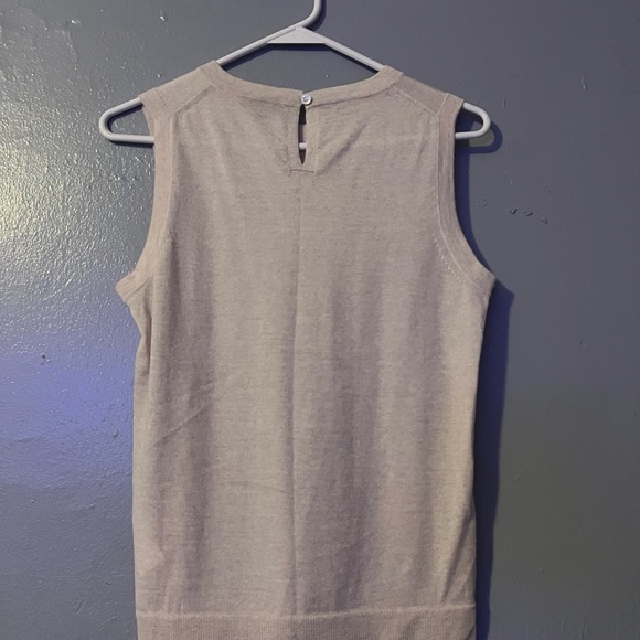 Used,short sleeve,cream,blouse - Picture 2 of 3